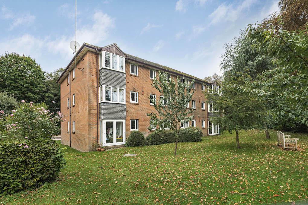 Tilebarn Close, Henley-On-Thames